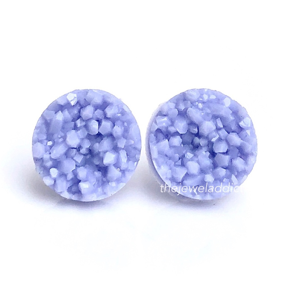 3/$15🎀 Periwinkle faux druzy studs